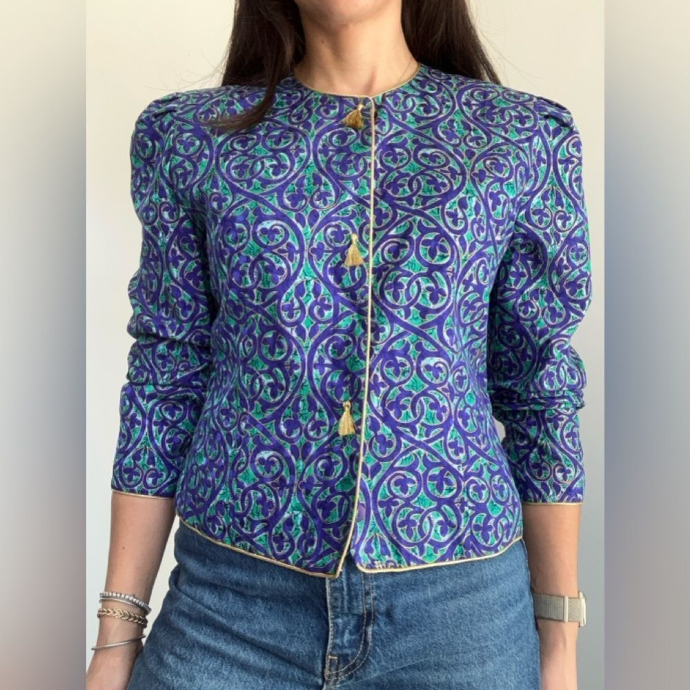 Vintage Boxy Cropped 100% Silk Blazer & Skirt Set Tassel Fringe Buttons Size S
